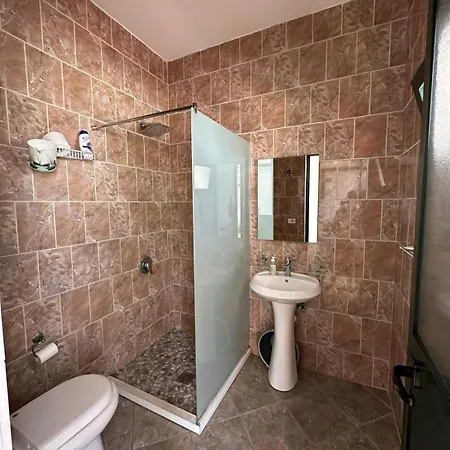Hotel Petro's Jf 3*